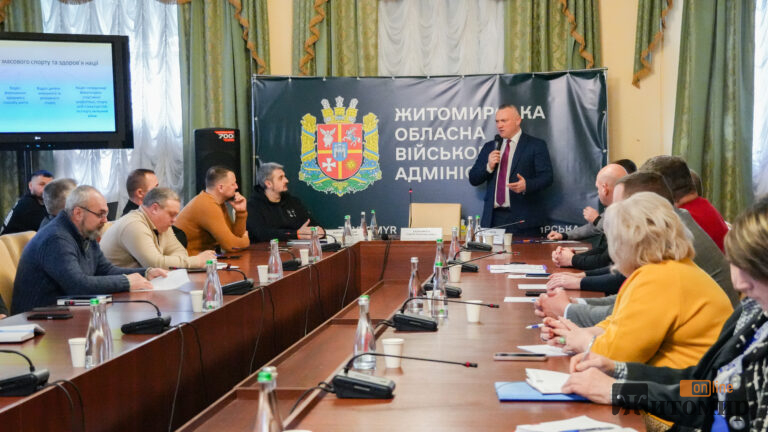 З робочим візитом в Житомирській області побував Міністр молоді та спорту України - Спорт. Джерело: Zhitomir-OnLine З робочим візитом в Житомирській області побував Міністр молоді та спорту України - фото №