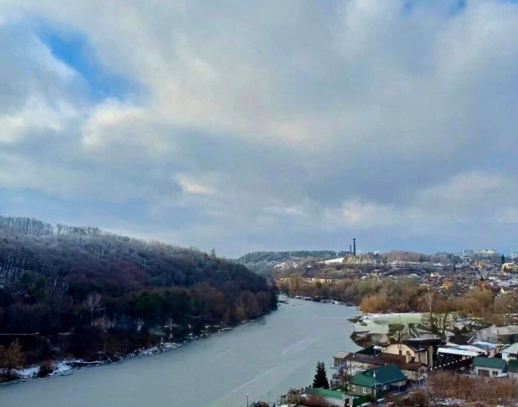 Житомирські краєвиди та впізнавані місцини. ФОТО - Події. Джерело: Zhitomir-OnLine Житомирські краєвиди та впізнавані місцини. ФОТО - фото №4
