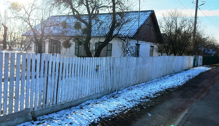 Під Житомиром жінка вдарила гостя ножем у серце - Події, Топ-новини. Джерело: Zhitomir-OnLine Під Житомиром жінка вдарила гостя ножем у серце - фото №2