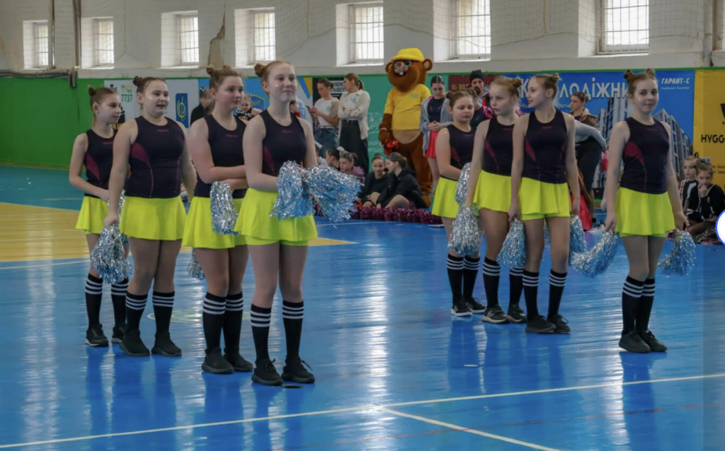 Черлідинг у Житомирі: підсумки третього етапу «Пліч-о-пліч». ФОТО - Події. Джерело: Zhitomir-OnLine Черлідинг у Житомирі: підсумки третього етапу «Пліч-о-пліч». ФОТО - фото №3