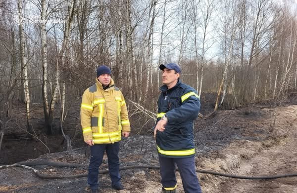 На Житомирщині триває ліквідація торфʼяних пожеж. ФОТО - Події. Джерело: Zhitomir-OnLine На Житомирщині триває ліквідація торфʼяних пожеж. ФОТО - фото №1