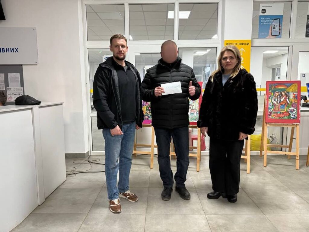 Працівники культури передали 42 тисячі гривень на потреби ЗСУ. ФОТО - фото №