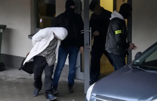 У Польщі український шеф-кухар убив дружину та двох дочок У Польщі український шеф-кухар убив дружину та двох дочок