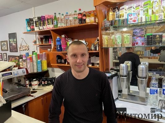 Сьогодні святкує свій День народження житомирянин Сергій Петренко Сьогодні святкує свій День народження житомирянин Сергій Петренко