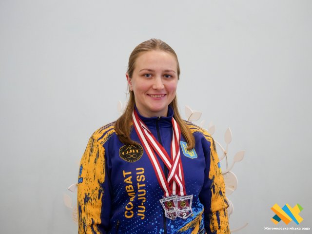 Житомирські спортсменки привезли з Латвії золоті та срібні медалі Житомирські спортсменки привезли з Латвії золоті та срібні медалі