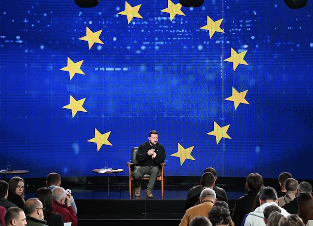 «Зеленському потрібно вийти з «бункера» до суспільства». Аналіз поведінки та відповідей президента на пресконференції «Зеленському потрібно вийти з «бункера» до суспільства». Аналіз поведінки та відповідей президента на пресконференції