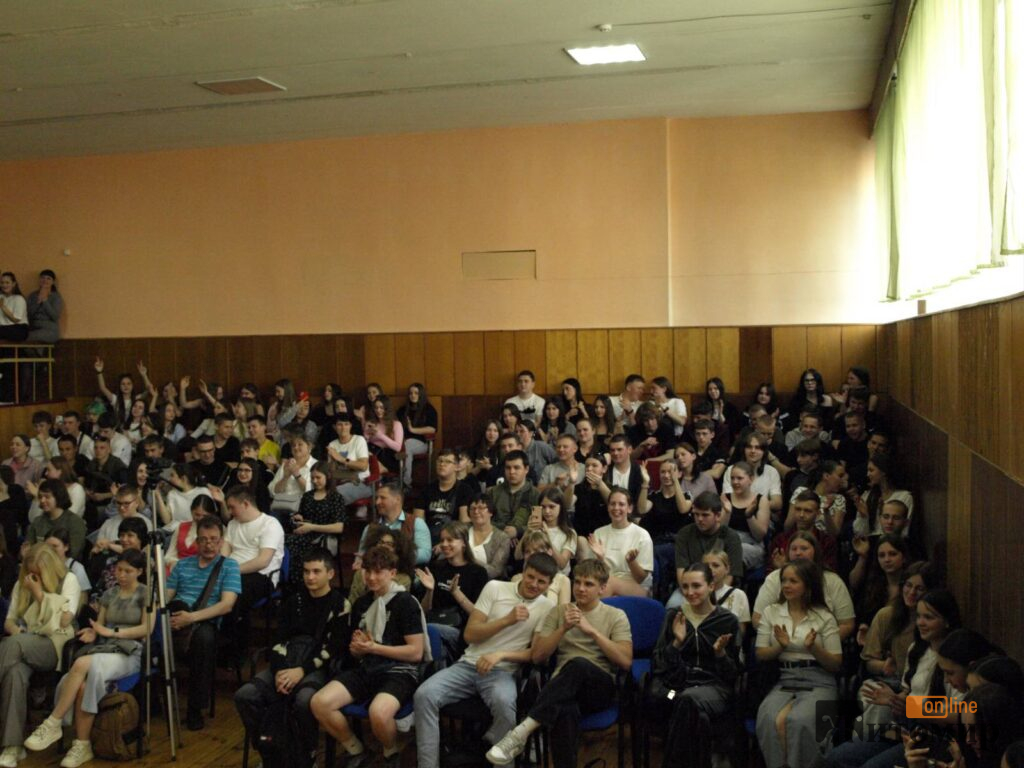 Профорієнтаційний захід Житомирського військового інституту: знайомство з навчанням, технологіями та майбутньою кар’єрою. ФОТО - Події. Джерело: Zhitomir-OnLine Профорієнтаційний захід Житомирського військового інституту: знайомство з навчанням, технологіями та майбутньою кар’єрою. ФОТО - фото №1