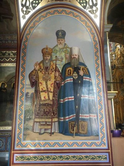 Спалені клобуки на могилі в Лаврі. Хто і навіщо займається православним шаманізмом? Спалені клобуки на могилі в Лаврі. Хто і навіщо займається православним шаманізмом?