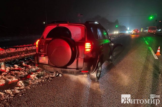 Поліція шукає свідків ДТП, яка сталася біля села Зарічани