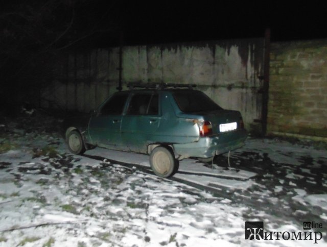У місті на Житомирщині молодик викрав стареньке авто у знайомого та здав на металобрухт. ФОТО У місті на Житомирщині молодик викрав стареньке авто у знайомого та здав на металобрухт. ФОТО