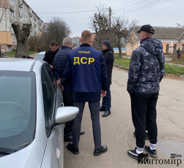 На Житомирщині посадовцю одного з техліцеїв загрожує ув