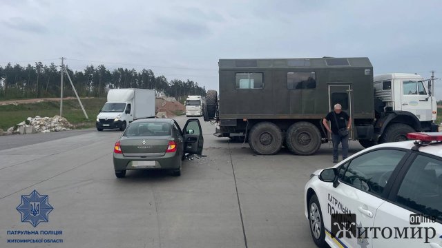 Через ДТП біля Житомира, рух транспорту в напрямку Києва частково ускладнений. ФОТО Через ДТП біля Житомира, рух транспорту в напрямку Києва частково ускладнений. ФОТО