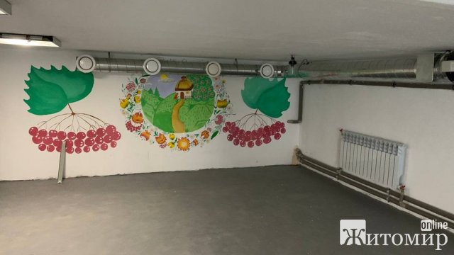Учням одного з ліцеїв Житомира доведеться йти в укриття на відстань не менше 6 хвилин ходу Учням одного з ліцеїв Житомира доведеться йти в укриття на відстань не менше 6 хвилин ходу