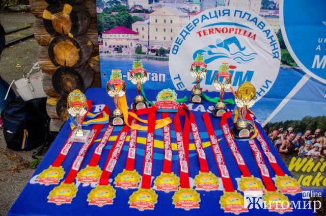 Спортсмени з Житомирщини посіли друге та третє місце на відкритому обласному турнірі з плавання. ФОТО Спортсмени з Житомирщини посіли друге та третє місце на відкритому обласному турнірі з плавання. ФОТО