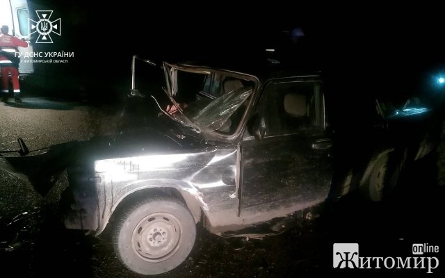 Минулої доби на Житомирщині рятувальники ліквідували наслідки трьох ДТП. ФОТО Минулої доби на Житомирщині рятувальники ліквідували наслідки трьох ДТП. ФОТО