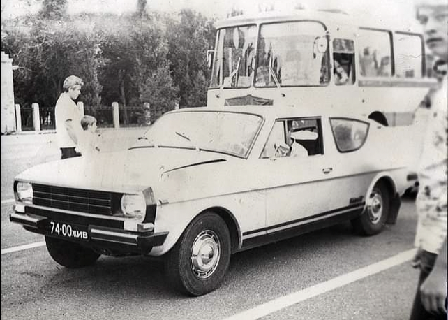 Зʼявилося ретрофото саморобного автомобіля із Житомира 1981 року Зʼявилося ретрофото саморобного автомобіля із Житомира 1981 року