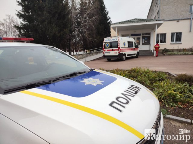У Житомирі ювенали вилучили з родини двох дітей після того, як вони заночували у нежитловій будівлі. ФОТО У Житомирі ювенали вилучили з родини двох дітей після того, як вони заночували у нежитловій будівлі. ФОТО