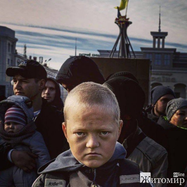 Очі нескореного Херсона. Зелена влада їх зраджує Очі нескореного Херсона. Зелена влада їх зраджує