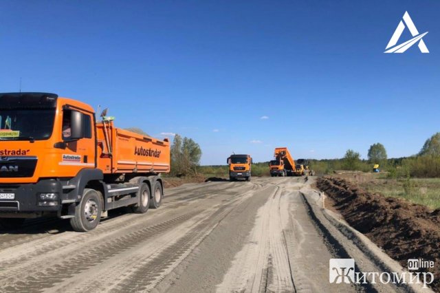 На трасі Київ - Ковель - Ягодин" у Житомирській області спорудили тимчасовий об На трасі Київ - Ковель - Ягодин" у Житомирській області спорудили тимчасовий об