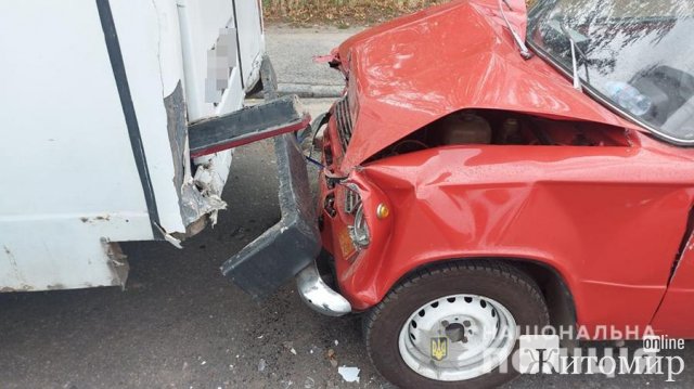 Подвійне ДТП у Бердичеві: поліція встановлює обставини. ФОТО Подвійне ДТП у Бердичеві: поліція встановлює обставини. ФОТО