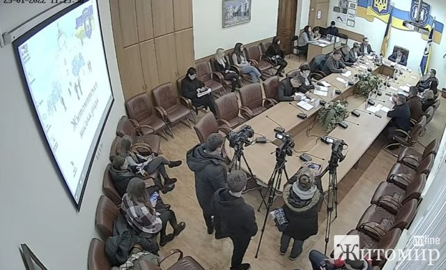 Мер Житомира розповів про перевірки укриттів та батьківські групи з реагування повідомлень про мінування Мер Житомира розповів про перевірки укриттів та батьківські групи з реагування повідомлень про мінування