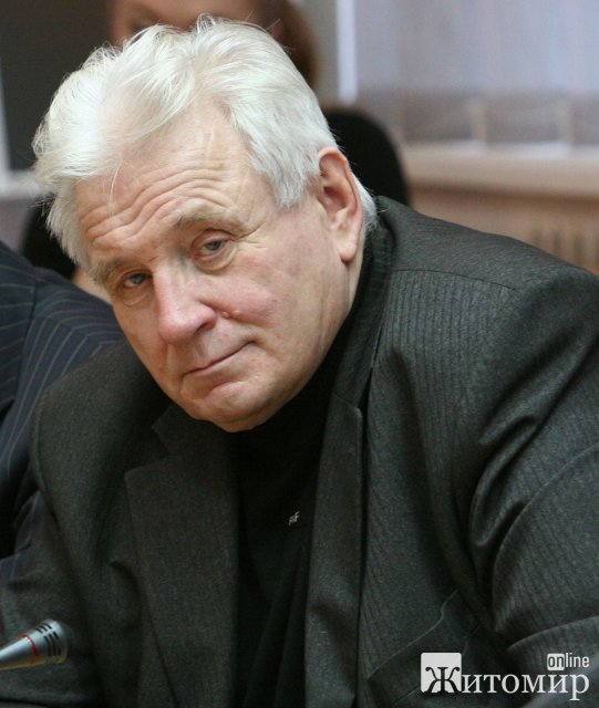 Помер український письменник Василь Фольварочний Помер український письменник Василь Фольварочний