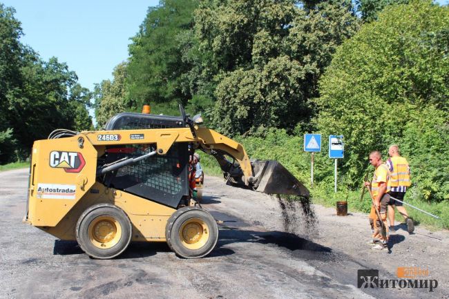 В яких громадах Житомирщини Служба відновлення проводить ремонти доріг - Інформація. Джерело: Zhitomir-OnLine В яких громадах Житомирщини Служба відновлення проводить ремонти доріг - фото №