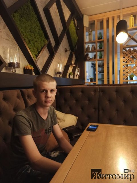 У Житомирській області розшукують 16-річного Данила Шемітька. ФОТО У Житомирській області розшукують 16-річного Данила Шемітька. ФОТО