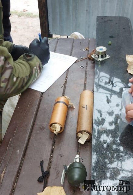 У квартирі жителя Житомира провели обшук: вилучили наркотики і прекурсори на мільйон гривень