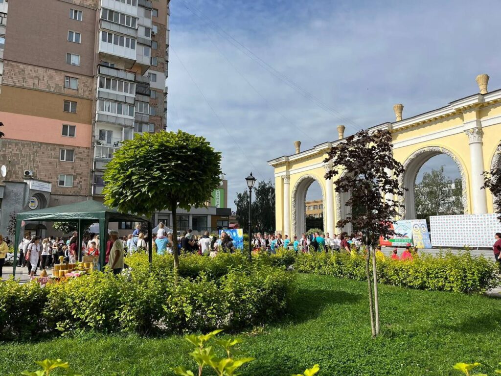 «Пікнік можливостей» об’єднав житомирян у День міста - Інформація. Джерело: Zhitomir-OnLine «Пікнік можливостей» об’єднав житомирян у День міста - фото №2
