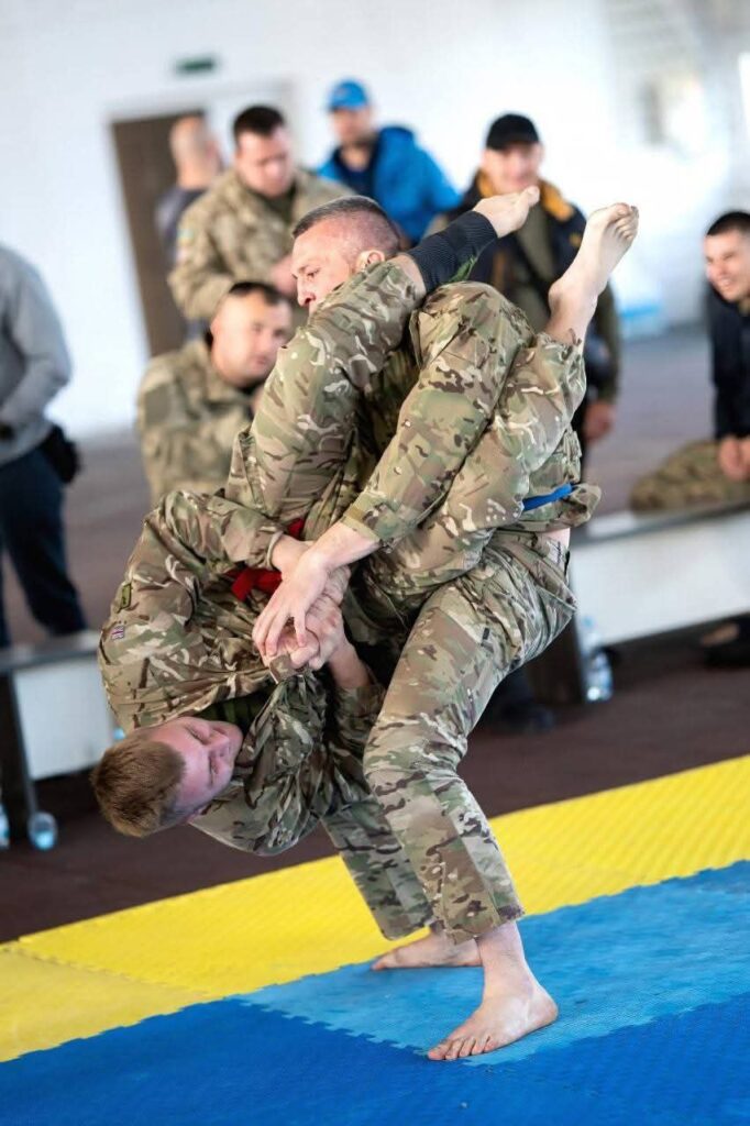 Курсанти Житомирського військового інституту здобули перемогу на турнірі з бразильського JIU-JITSU - фото №2
