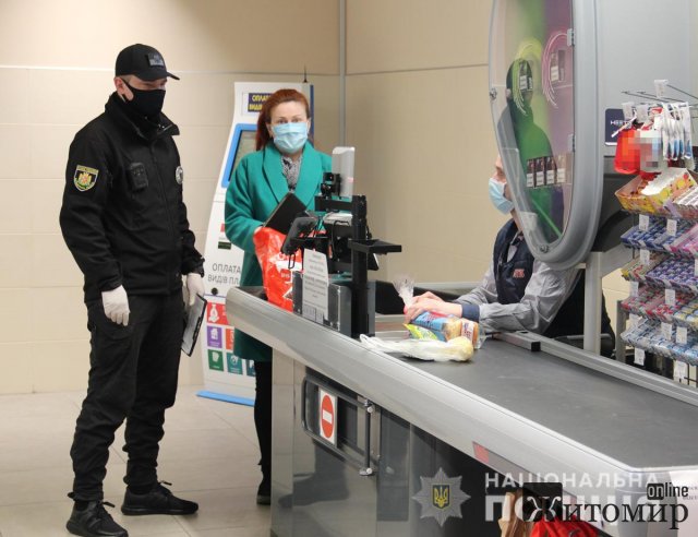 З початку року поліцейські Житомирщини зафіксували понад 9,3 тисяч порушень карантину. ФОТО З початку року поліцейські Житомирщини зафіксували понад 9,3 тисяч порушень карантину. ФОТО