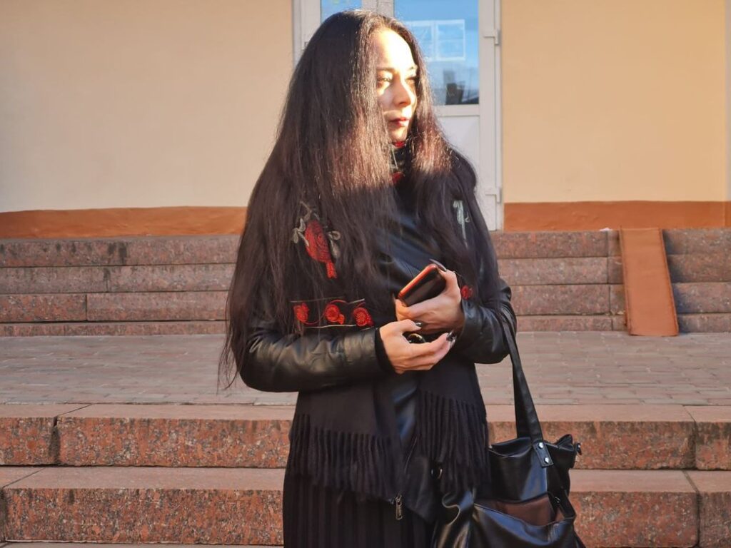 У Житомирі батьки учнів ліцею №34 протестують проти можливого переведення початкових класів до дитсадка - Події. Джерело: Zhitomir-OnLine У Житомирі батьки учнів ліцею №34 протестують проти можливого переведення початкових класів до дитсадка - фото №1