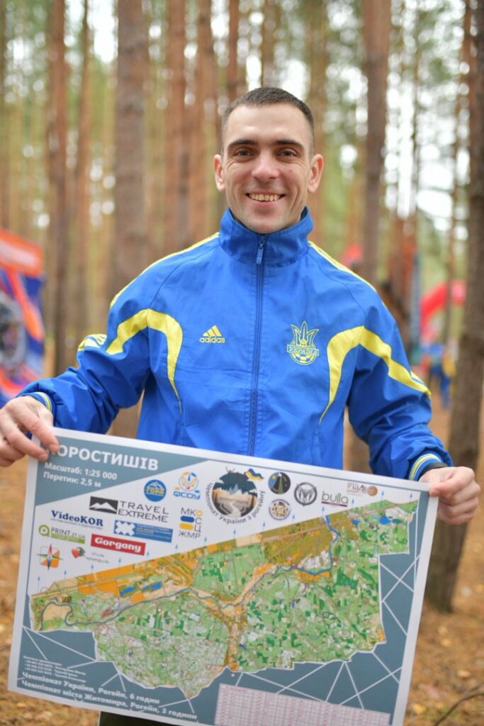 На Житомирщині провели чемпіонат України з орієнтування в пам'ять про загиблого розвідника Віталія Святненка - Інформація, Спорт, Фоторепортаж. Джерело: Zhitomir-OnLine На Житомирщині провели чемпіонат України з орієнтування в пам'ять про загиблого розвідника Віталія Святненка - фото №6