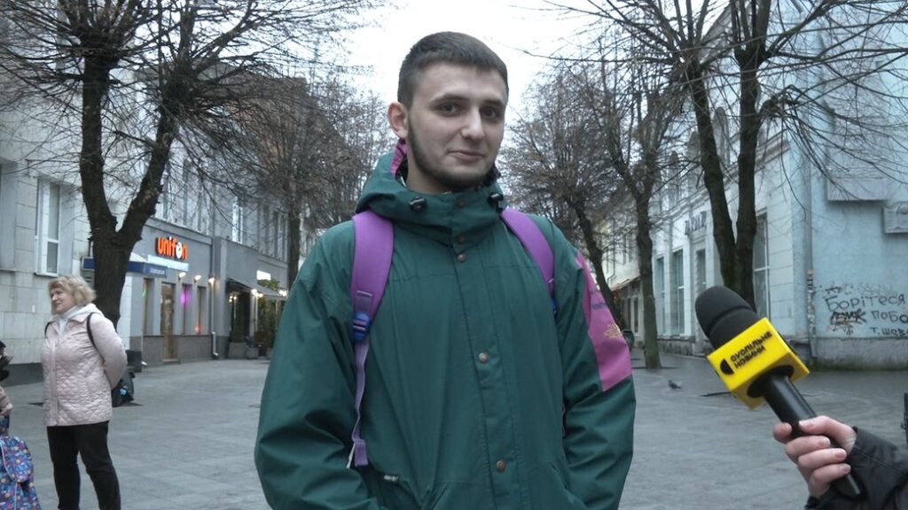 Боксерський автомат у центрі Житомира встановили без дозволу - Інформація, Думка. Джерело: Zhitomir-OnLine Боксерський автомат у центрі Житомира встановили без дозволу - фото №3