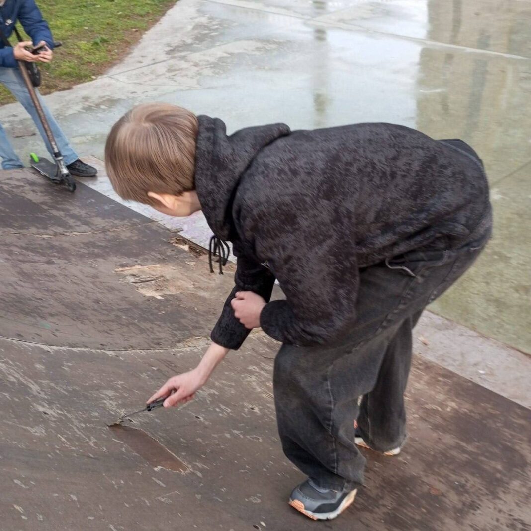 У Житомирі зафіксували нові випадки вандалізму в скейт-парку