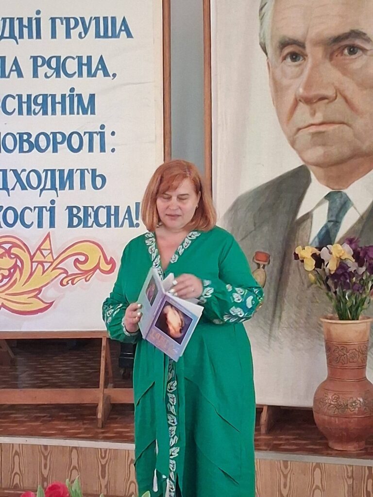 «Романівська весна» на Житомирщині: у музеї-садибі Рильських провели 49-те традиційне мистецьке свято