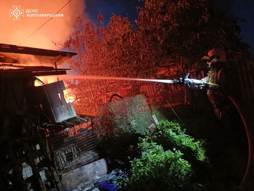 Ліквідація нічної пожежі в селі Краснобірка