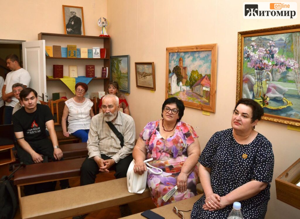 У Житомирі згадали Юрка Ґудзя: фільм, архів і голоси друзів. ФОТО - Події, Культура, Фоторепортаж. Джерело: Zhitomir-OnLine У Житомирі згадали Юрка Ґудзя: фільм, архів і голоси друзів. ФОТО - фото №15