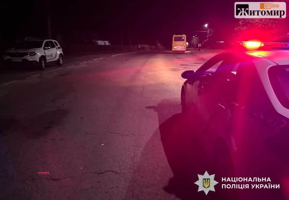 У Звягелі водій автобуса наїхав на пішохода, потерпілий помер у У Звягелі водій автобуса наїхав на пішохода, потерпілий помер у