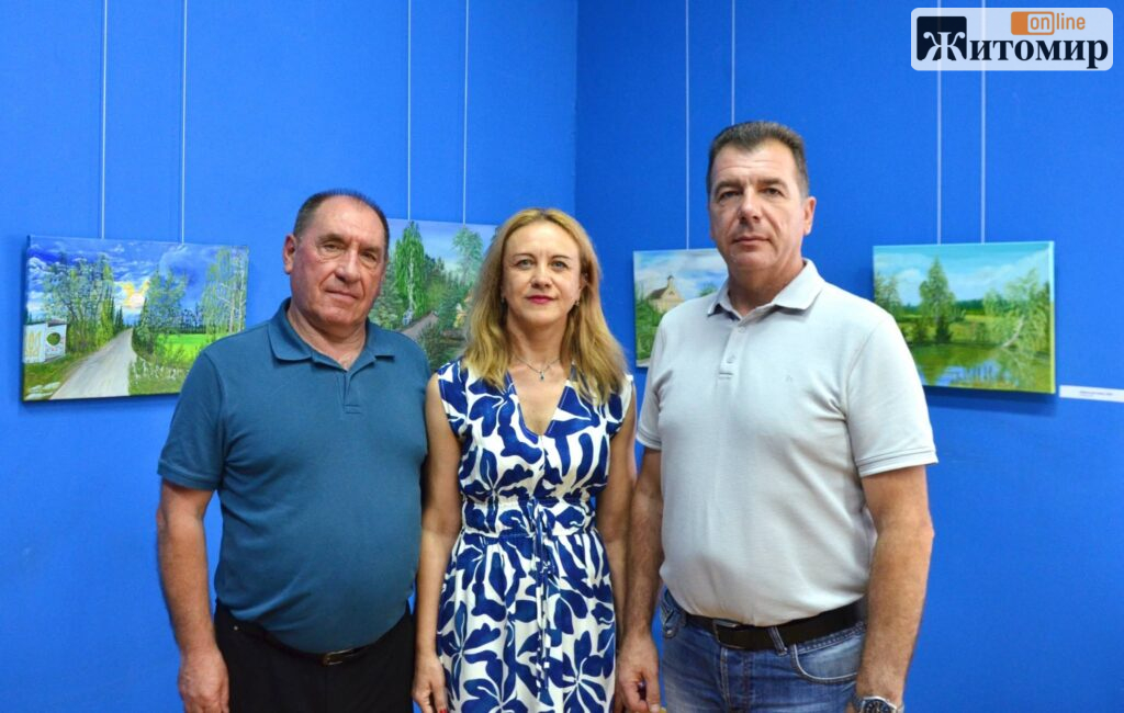 У краєзнавчому музеї Житомира військовий ветеран Віктор Ткачук відкрив виставку живопису та моделей суден - фото №3