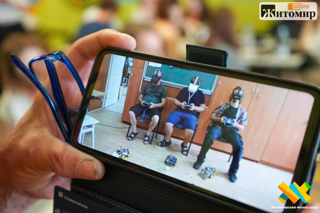 У Житомирі проходить фінальний етап Всеукраїнського хакатону «Future in Action Hackathon» - Інформація. Джерело: Zhitomir-OnLine У Житомирі проходить фінальний етап Всеукраїнського хакатону «Future in Action Hackathon» - фото №3