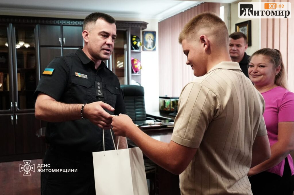На Житомирщині школяр врятував 17-річного товариша зі ставка - Події. Джерело: Zhitomir-OnLine На Житомирщині школяр врятував 17-річного товариша зі ставка - фото №1