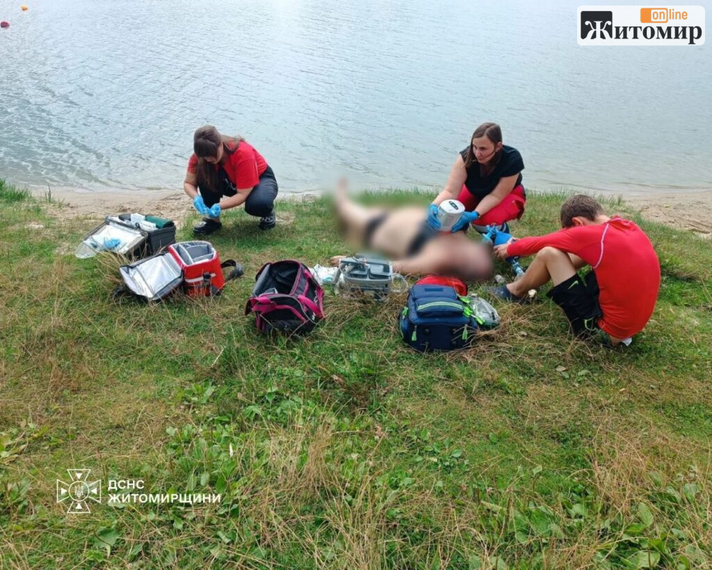 У Гідропарку Житомира з води дістали чоловіка: врятувати його не вдалося