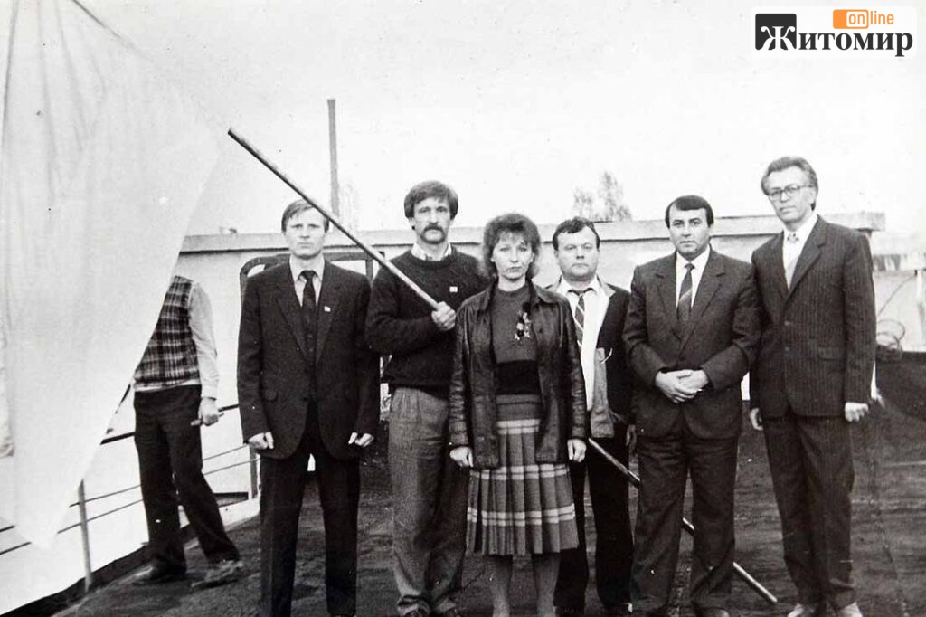 Уночі на ратушу зайшли восьмеро рухівців — як у 1990 році Житомир підняв синьо-жовтий прапор - фото №5