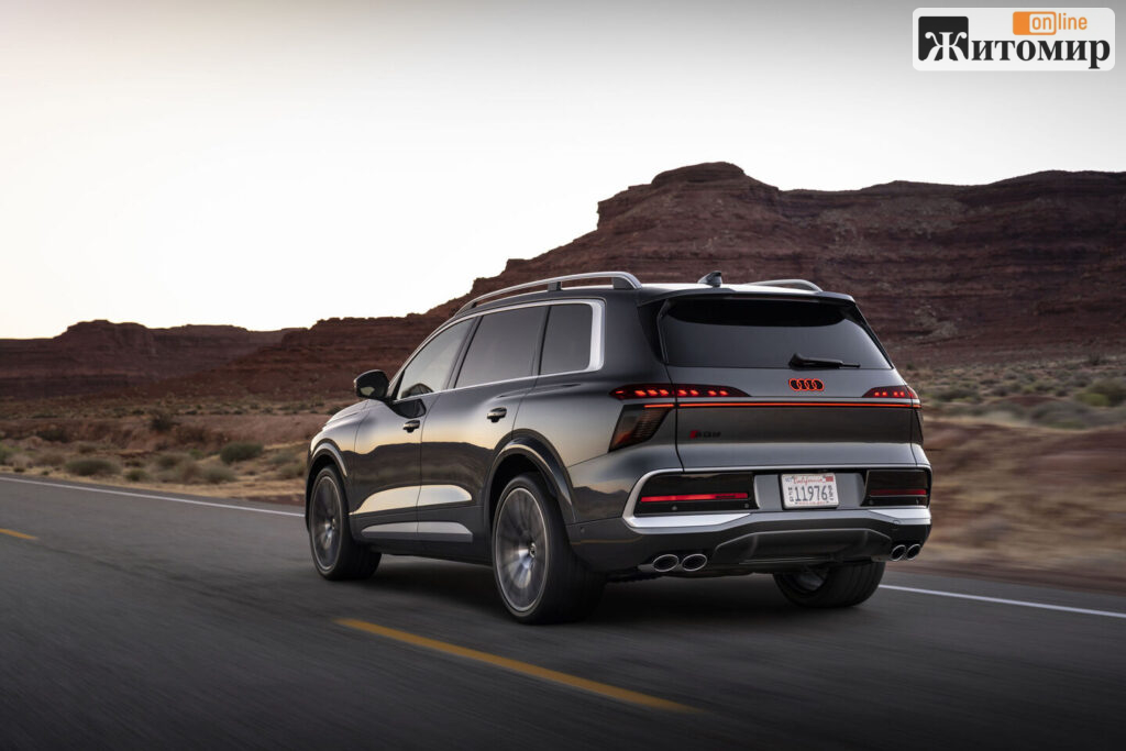 Audi представила найбільший автомобіль у своїй історії — флагманський Q9 - фото №1