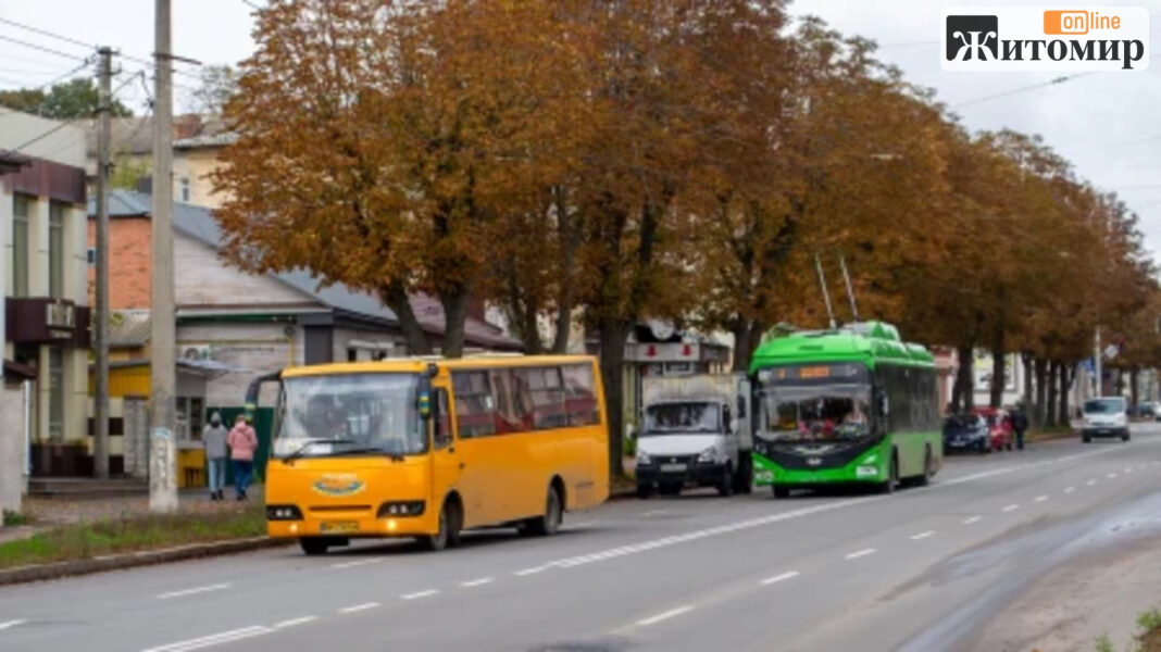 У Житомирі знову побільшало автобусів на міських маршрутах з 18 серпня У Житомирі знову побільшало автобусів на міських маршрутах з 18 серпня