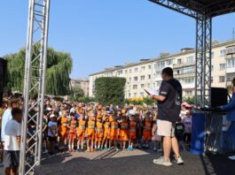 У Звягелі пройшов масштабний забіг із 750 учасниками, вік яких був від 2 років
