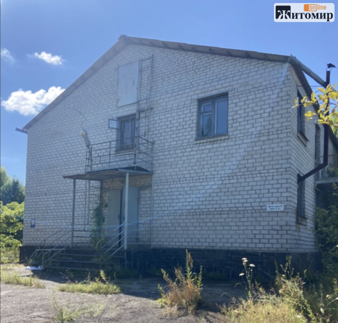 «Житомирський облавтодор» виставив майно на 4,57 млн грн: продають каменеобробний цех і старий ГАЗ