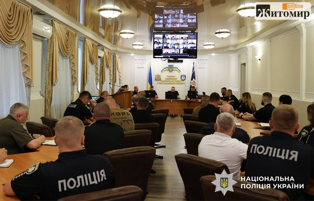 У поліції Житомирщини призначили двох нових заступників: хто такі Дмитро Гаращенко і Денис Телятник - Інформація. Джерело: Zhitomir-OnLine У поліції Житомирщини призначили двох нових заступників: хто такі Дмитро Гаращенко і Денис Телятник - фото №1